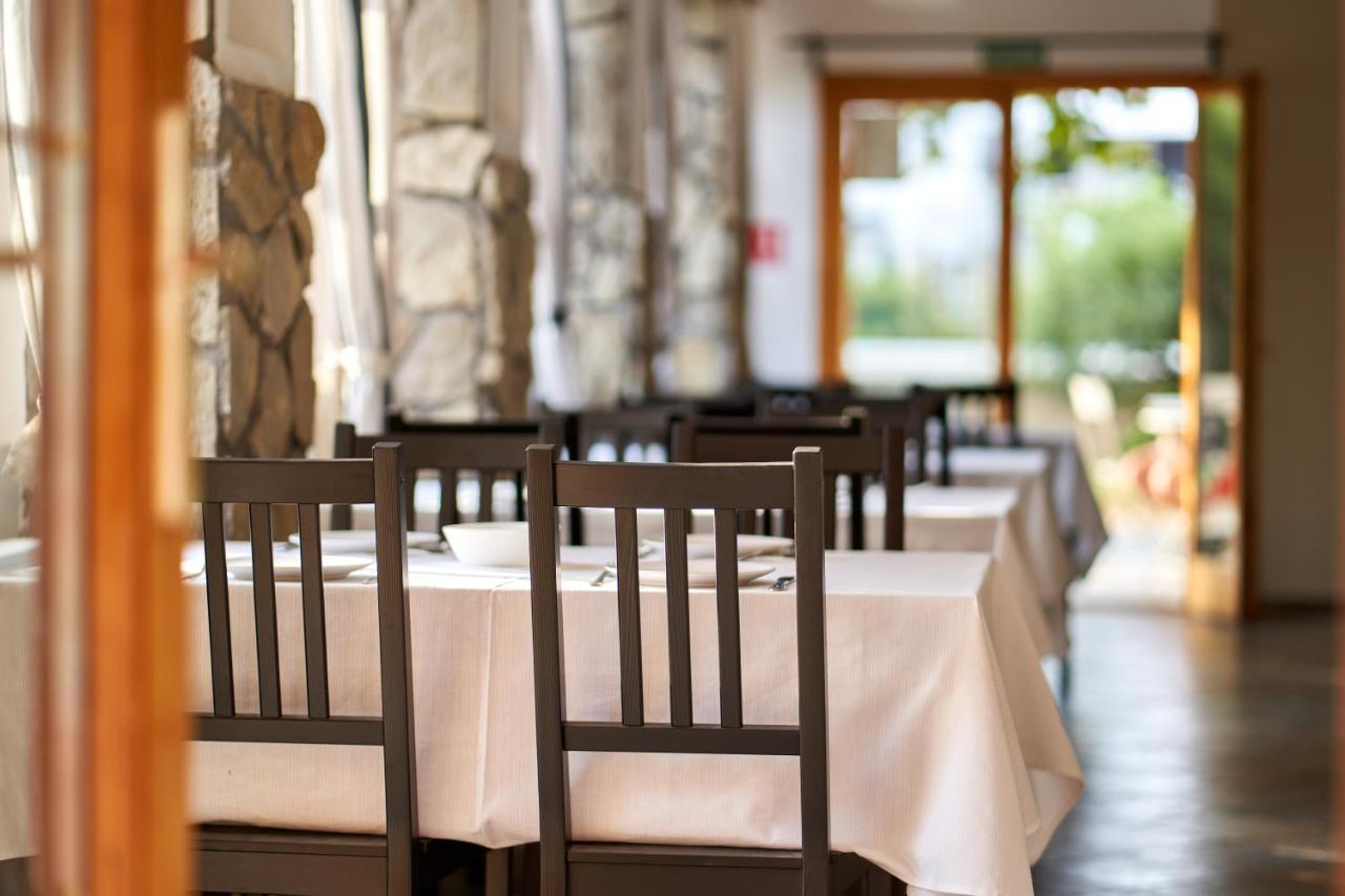 זמראדי Hotel Platan מראה חיצוני תמונה